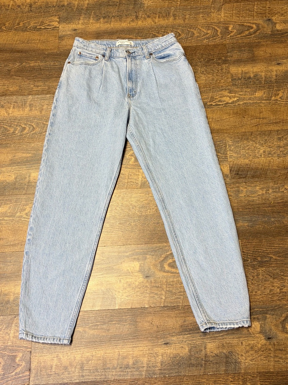 Abercrombie & Fitch the 80s Mom High Rise Jeans Women's 28/6L Retro Pleated